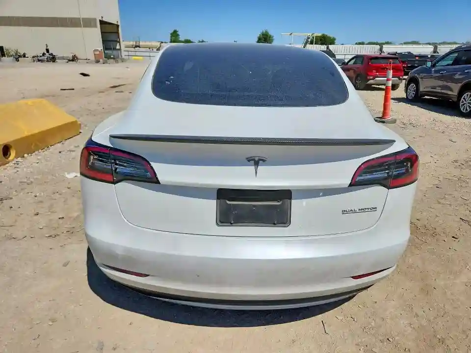 5YJ3E1EA3PF490077 2023 TESLA MODEL 3-5