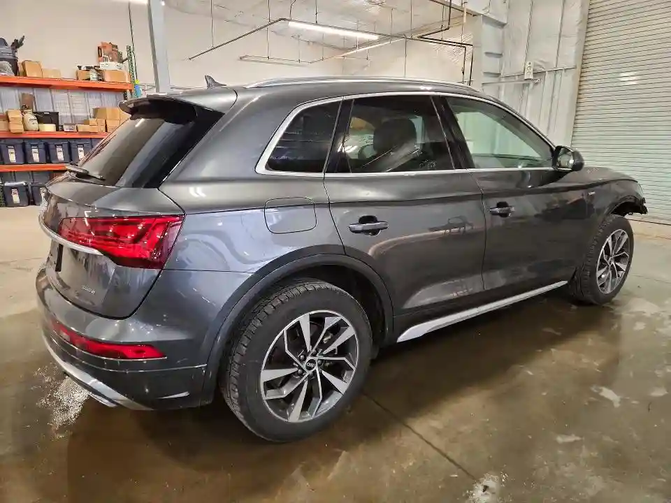 WA1EAAFY0N2031714 2022 AUDI Q5-2