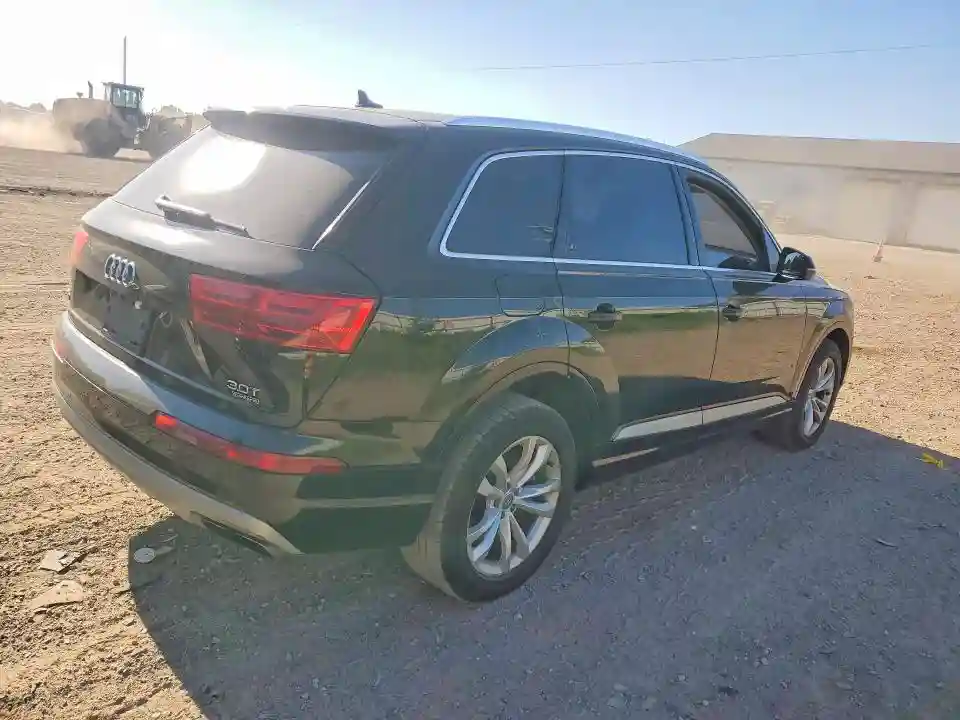 WA1LAAF72JD022946 2018 AUDI Q7-2