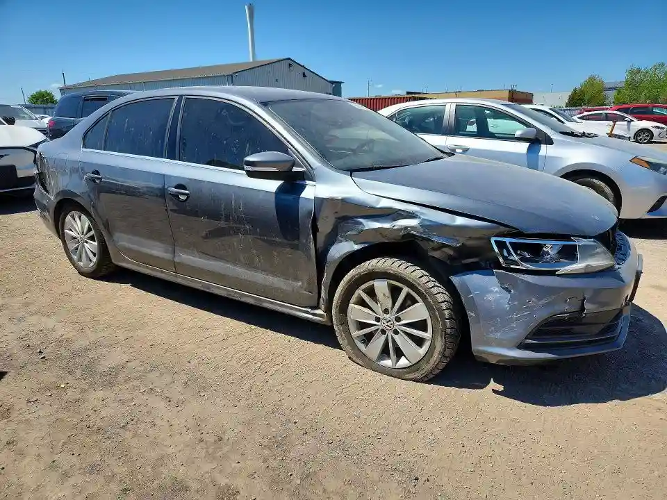 3VW267AJ4GM327822 2016 VOLKSWAGEN JETTA-3