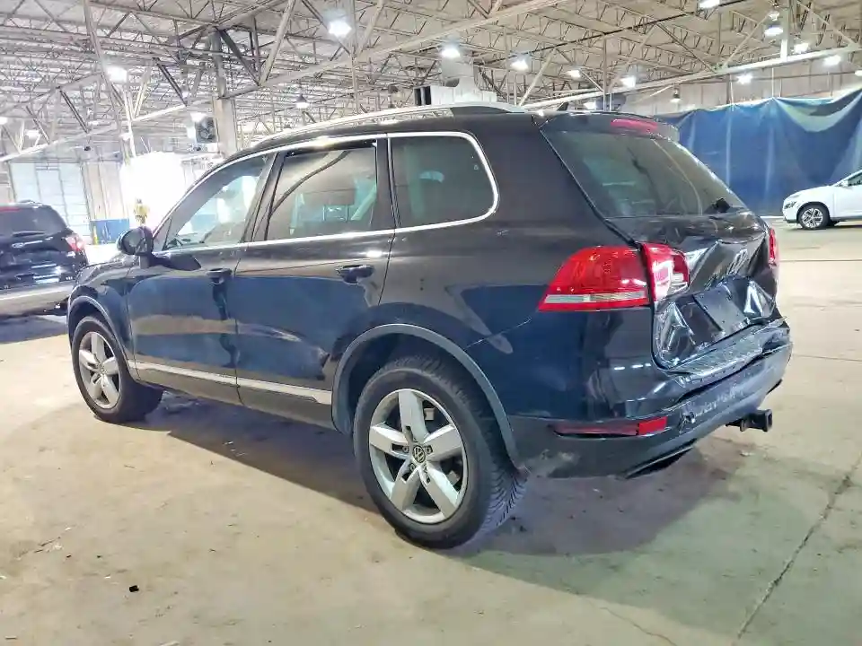 WVGFF9BP3CD001188 2012 VOLKSWAGEN TOUAREG-1