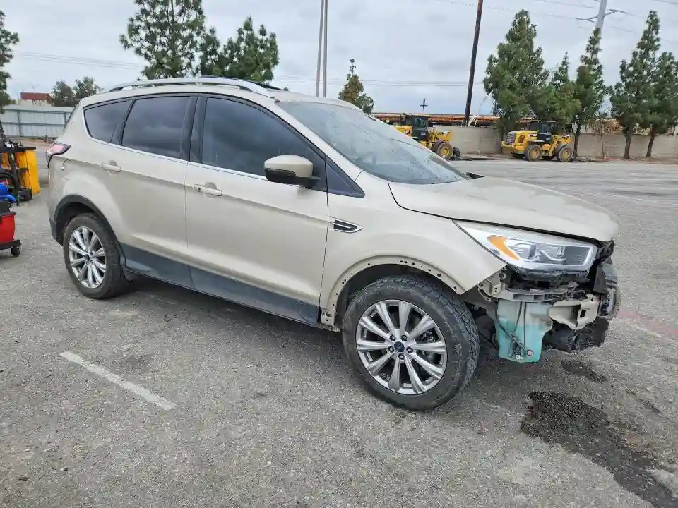 1FMCU9J93JUB55103 2018 FORD ESCAPE-3