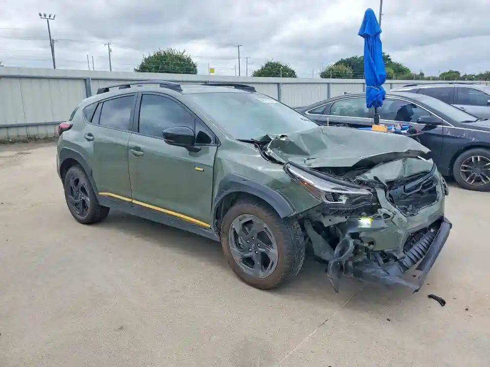 4S4GUHF64R3720535 2024 SUBARU CROSSTREK-3