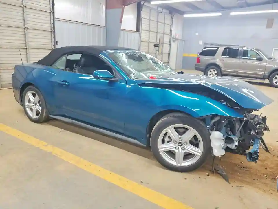 1FAGP8UH2T5112272 2026 FORD MUSTANG-3
