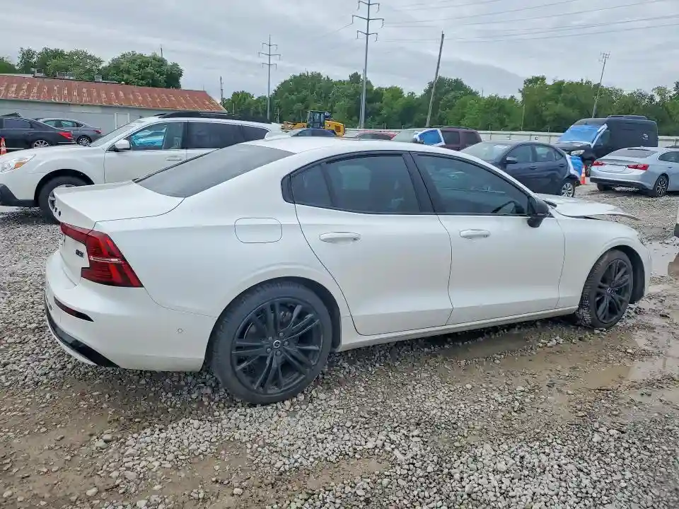 7JRL12TH5RG297330 2024 VOLVO S60-2