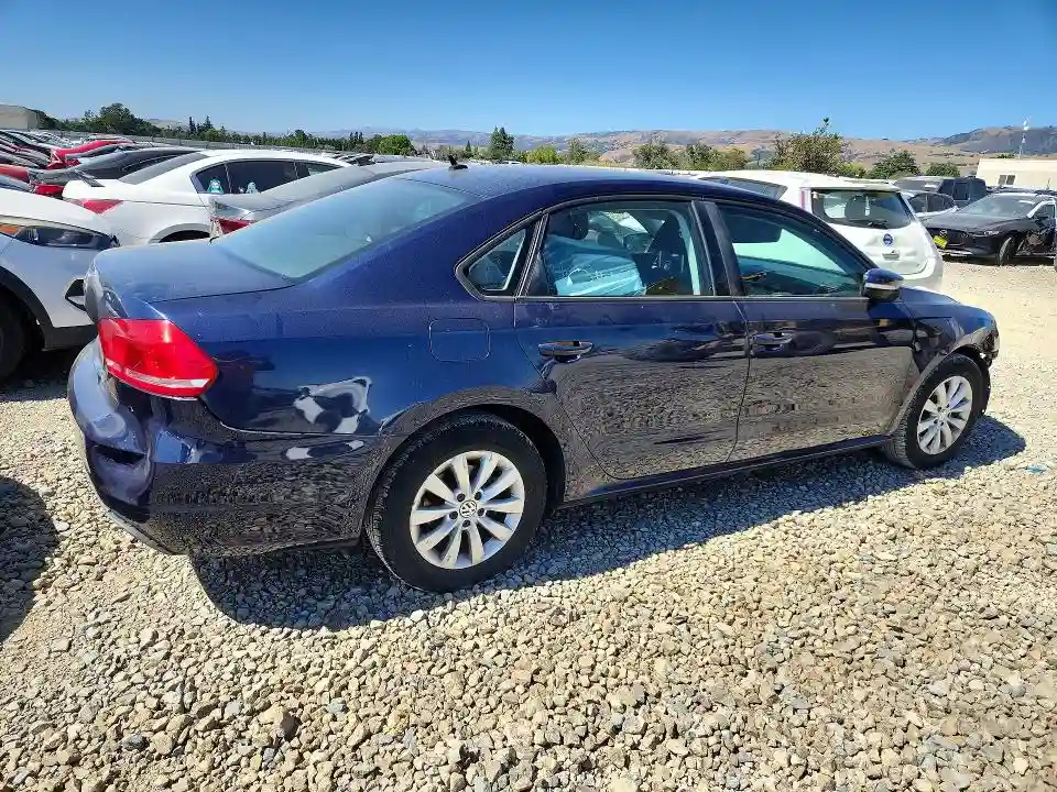 1VWAP7A31DC102149 2013 VOLKSWAGEN PASSAT-2