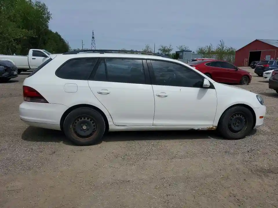 3VWPX7AJXBM660070 2011 VOLKSWAGEN GOLF-2