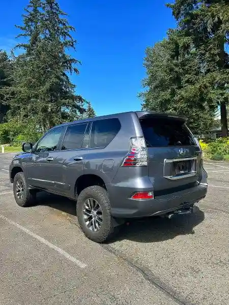 JTJBM7FX1K5217974 2019 LEXUS GX-2