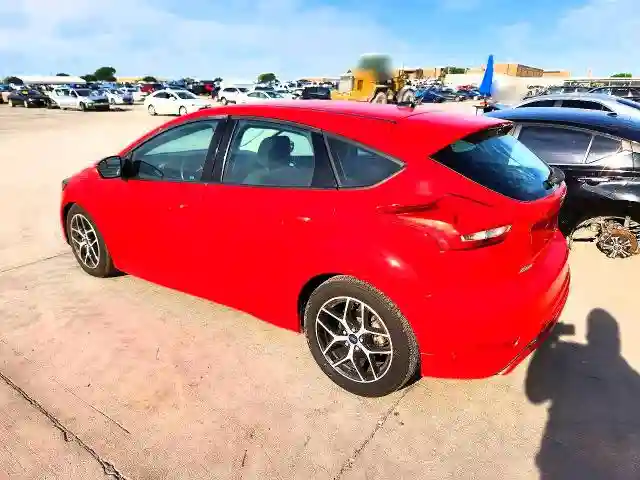 1FADP3K21FL240426 2015 FORD FOCUS-1