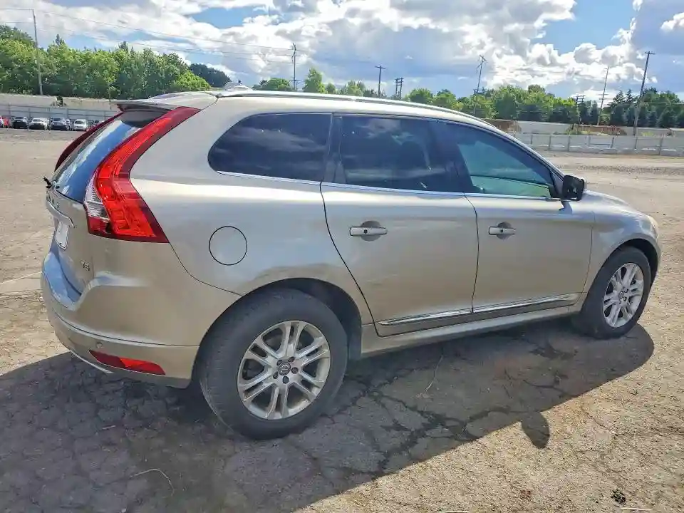 YV440MDK0G2823446 2016 VOLVO XC60-2