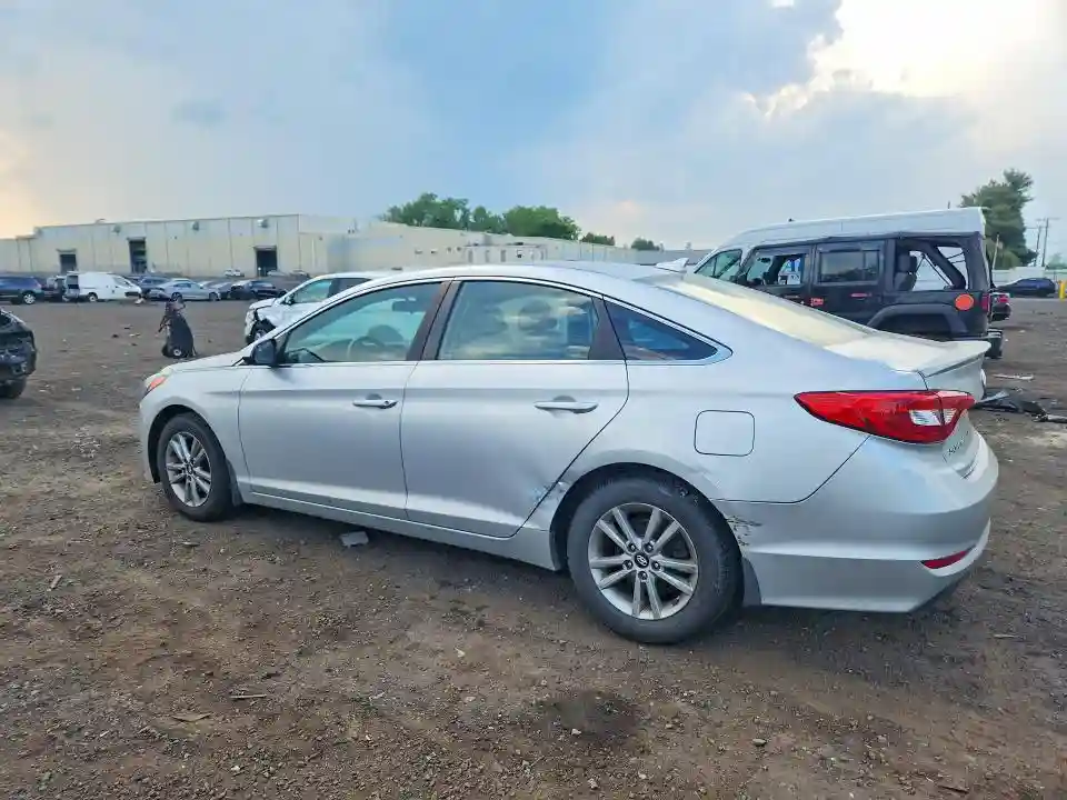 5NPE24AF7FH149060 2015 HYUNDAI SONATA-1