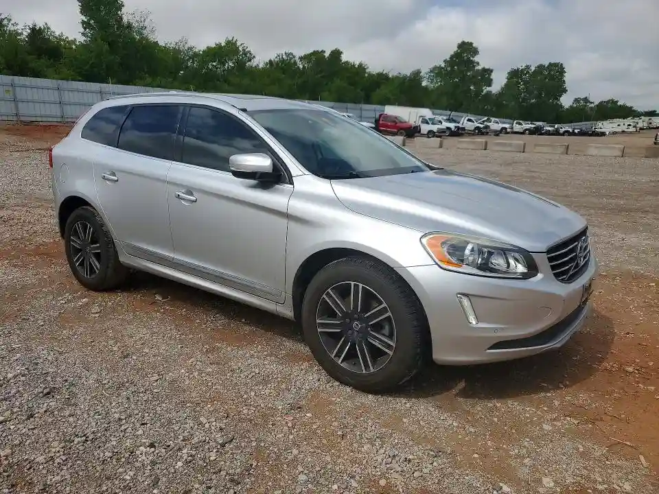 YV440MDK5G2850156 2016 VOLVO XC60-3