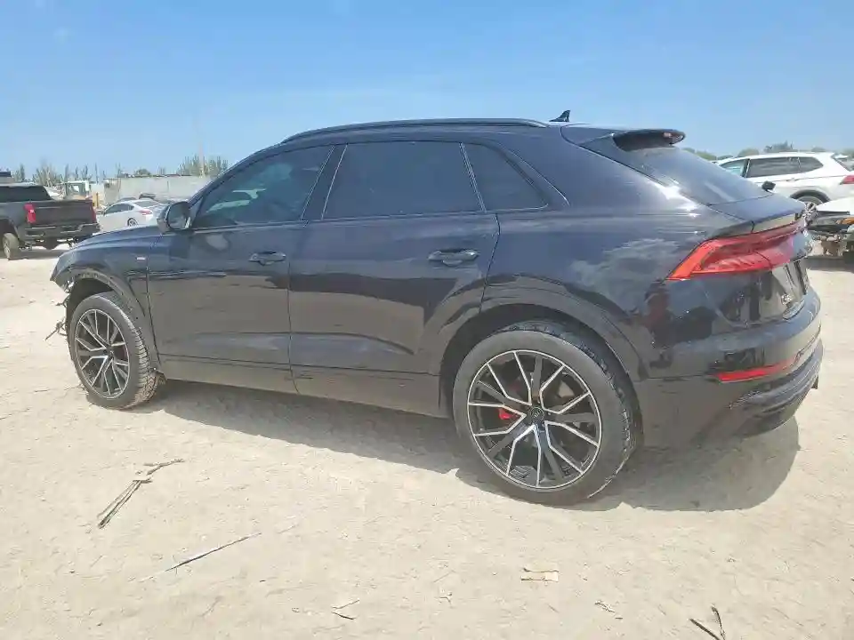 WA1FVAF1XKD042392 2019 AUDI Q8-1