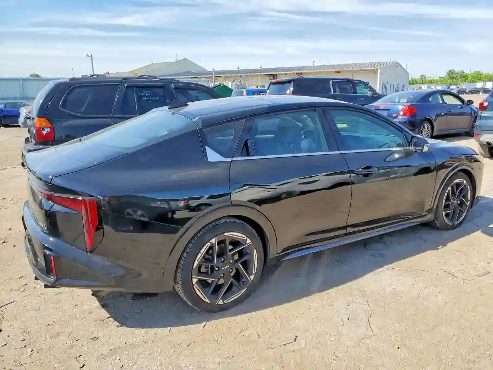 3KPFW4DE0SE064135 2025 KIA K4 GT LINE-2