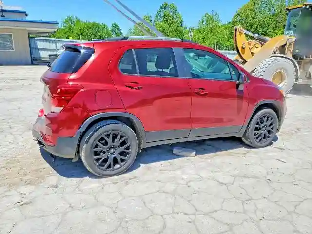 KL7CJPSM9NB551541 2022 CHEVROLET TRAX-2