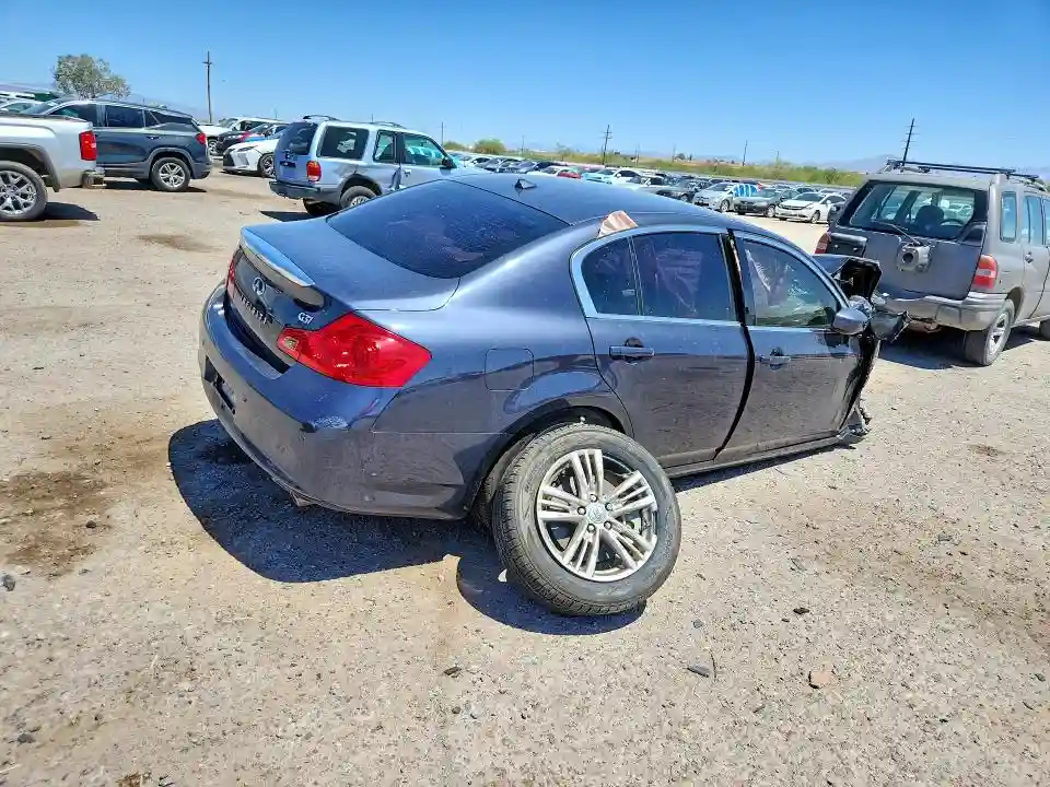 JN1CV6AP2BM300795 2011 INFINITI G37-2