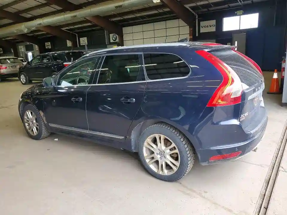 YV4612RK7G2839579 2016 VOLVO XC60-1