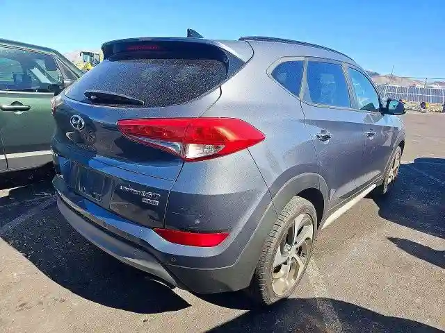 KM8J3CA23JU753508 2018 HYUNDAI TUCSON-3