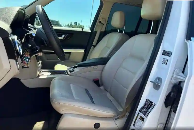 WDCGG5HB7FG427943 2015 MERCEDES-BENZ GLK-CLASS-4