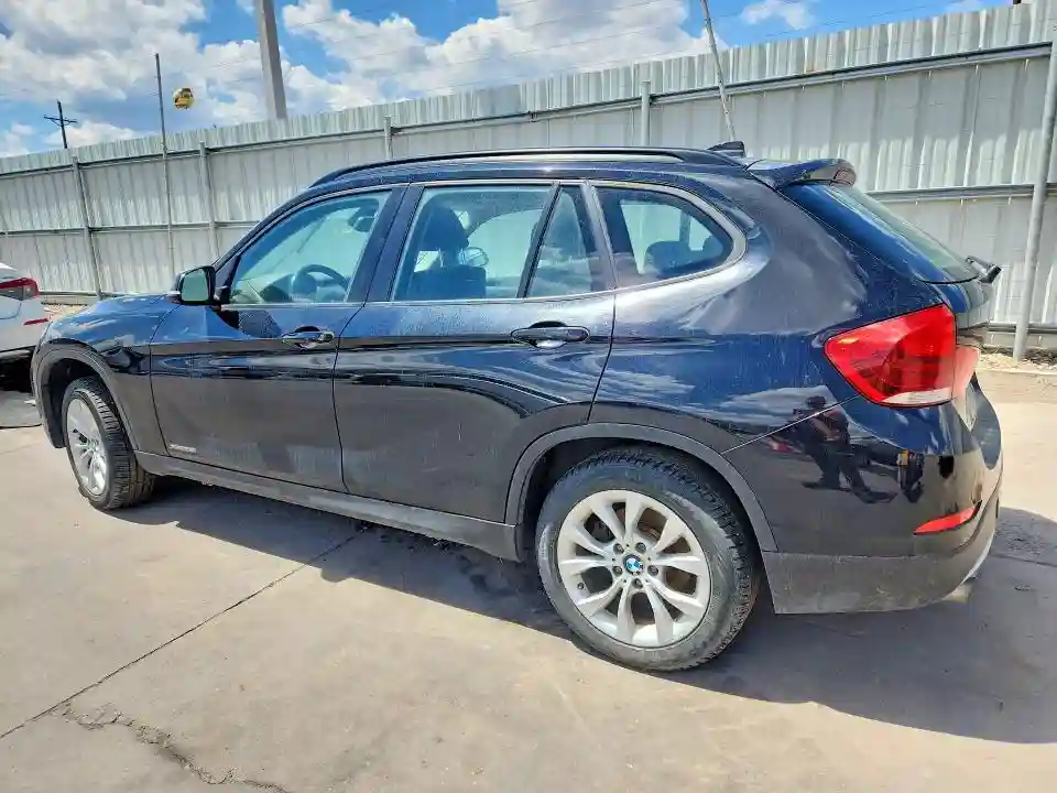 WBAVL1C57DVR87518 2013 BMW X1-1
