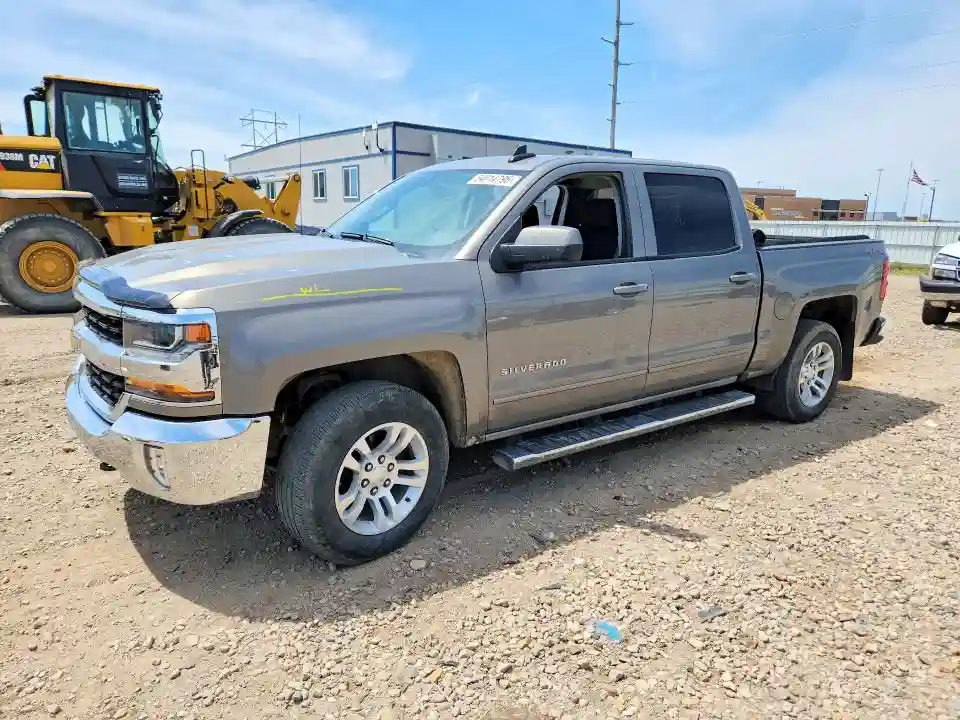3GCUKRECXHG360340 2017 CHEVROLET SILVERADO-0