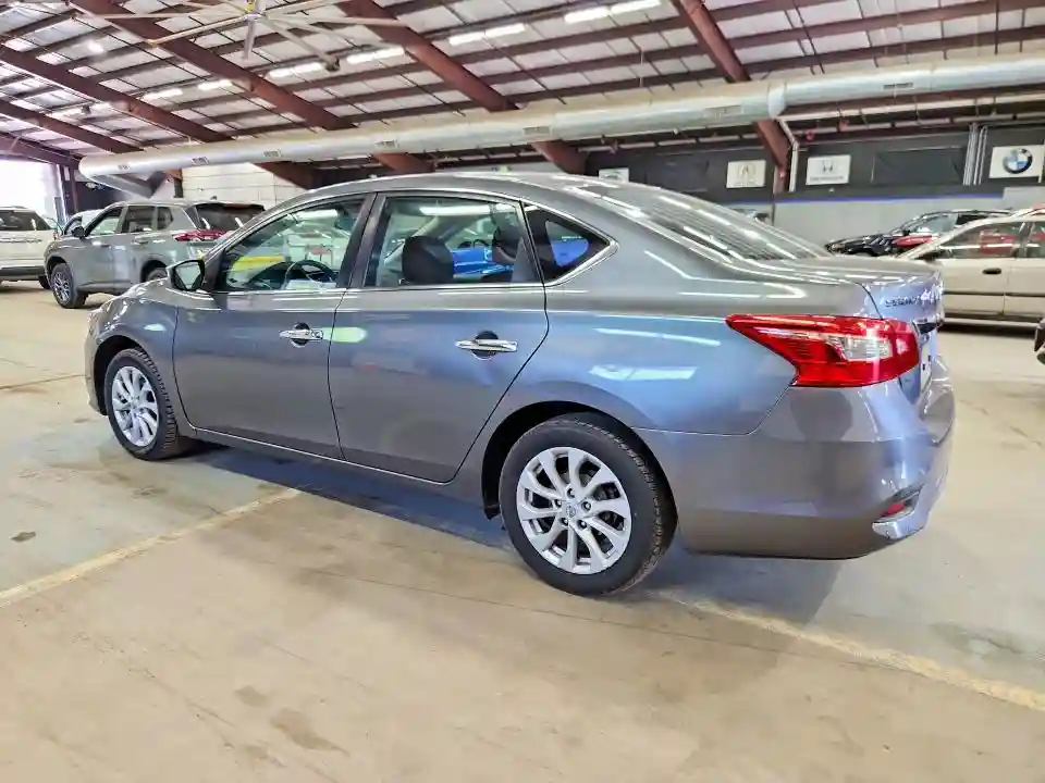3N1AB7AP2JY304170 2018 NISSAN SENTRA-1