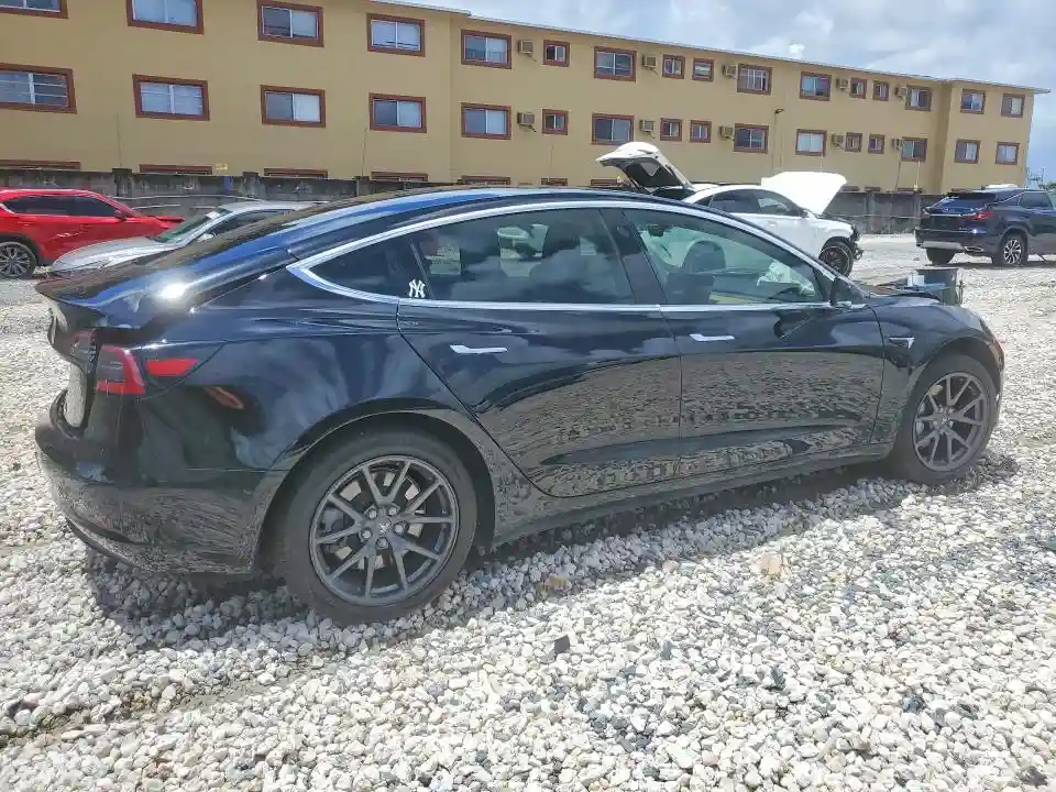 5YJ3E1EA9KF399985 2019 TESLA MODEL 3-2
