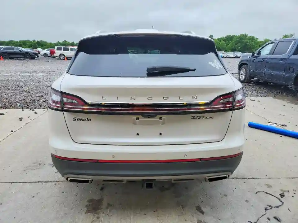 2LMPJ8L92KBL63499 2019 LINCOLN NAUTILUS-5