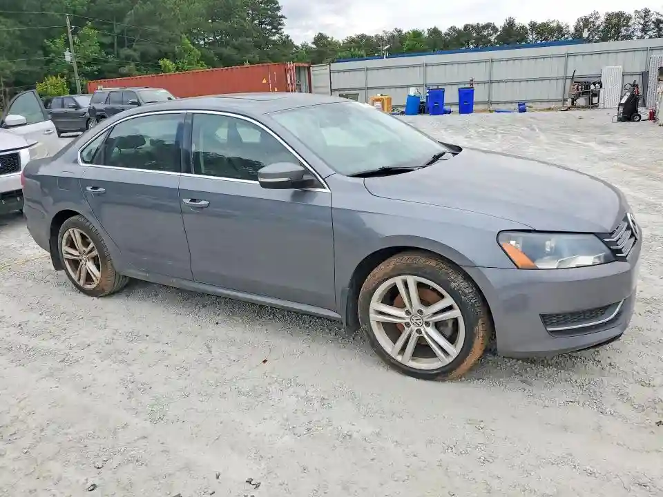 1VWBN7A31EC091858 2014 VOLKSWAGEN PASSAT-3