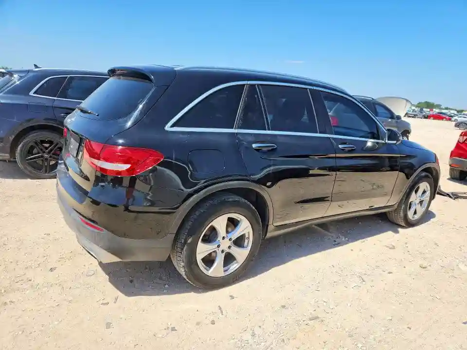 WDC0G4JB9GF011633 2016 MERCEDES-BENZ GLC-CLASS-2