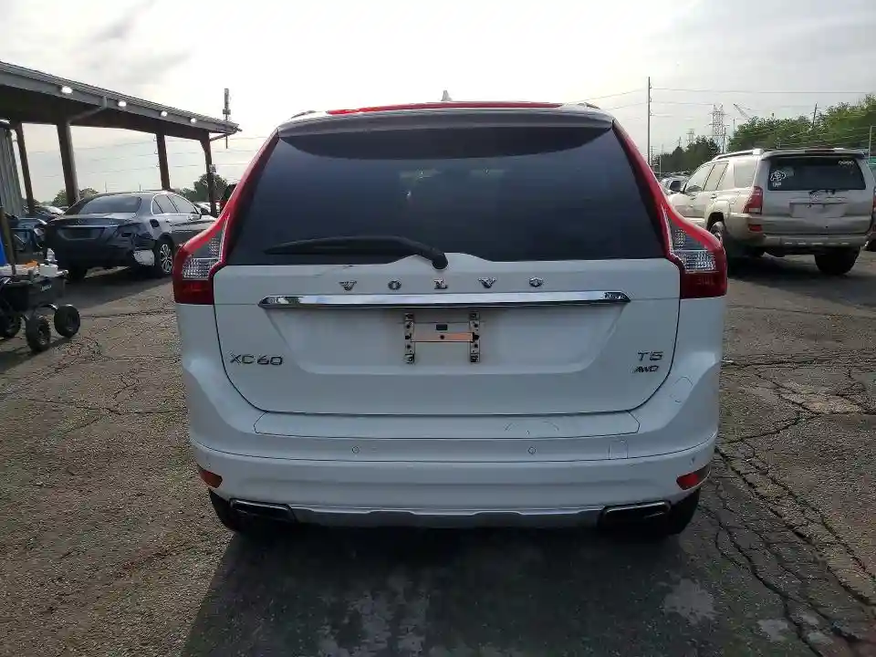 YV4612RJXF2712959 2015 VOLVO XC60-5
