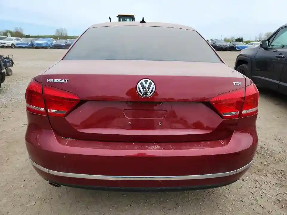 1VWBV7A38FC033392 2015 VOLKSWAGEN PASSAT-5
