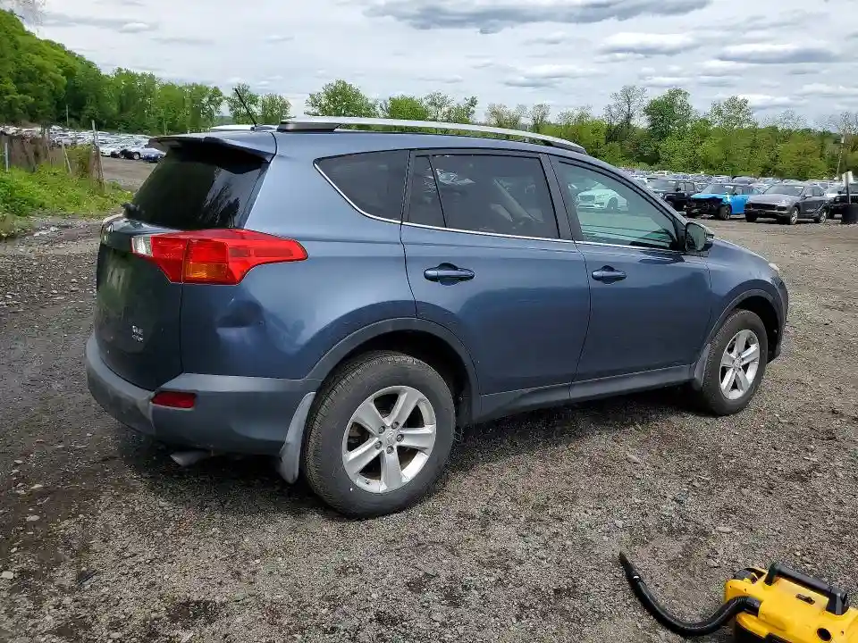 2T3RFREVXDW089575 2013 TOYOTA RAV4-2