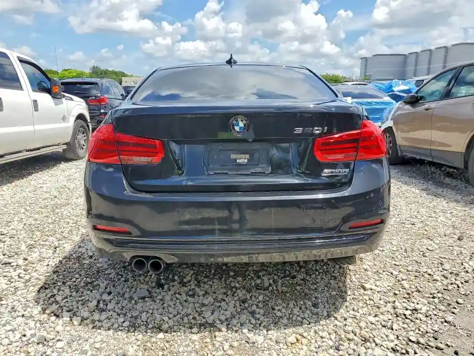 WBA8B9G56HNU48533 2017 BMW 3 SERIES-5