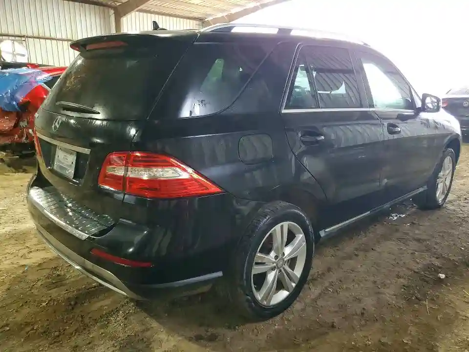 4JGDA5JB6FA485299 2015 MERCEDES-BENZ M-CLASS-2