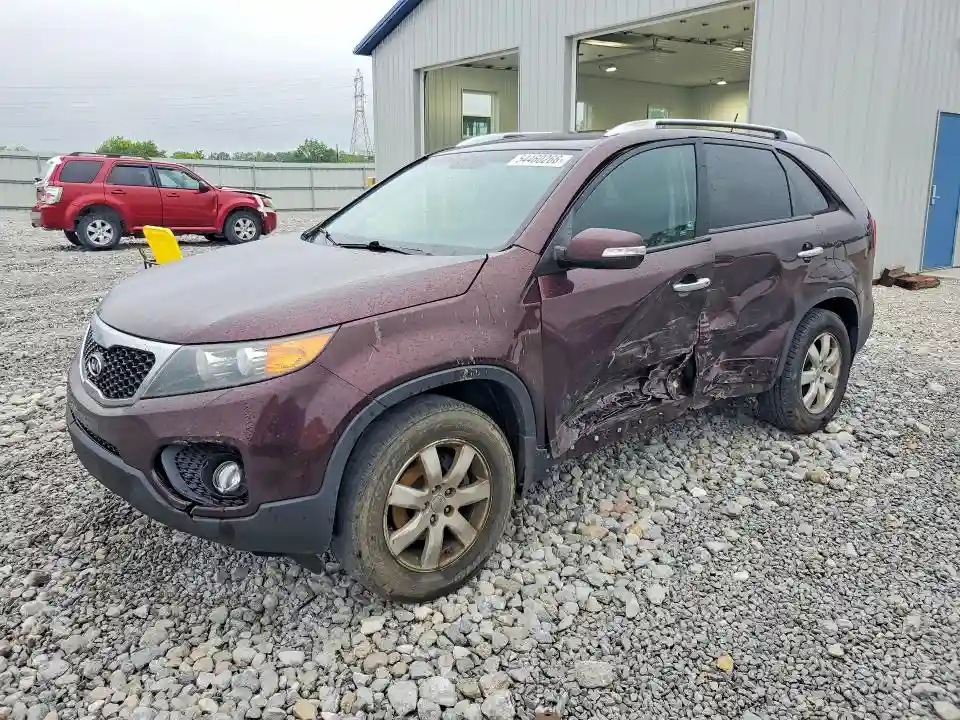 5XYKT3A68DG317240 2013 KIA SORENTO-0