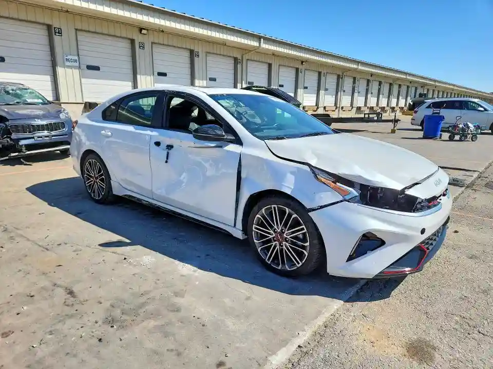 3KPF44AC8PE538221 2023 KIA FORTE-3