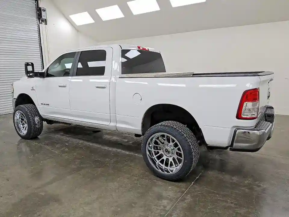 3C6UR5DL5NG119892 2022 RAM 2500-1