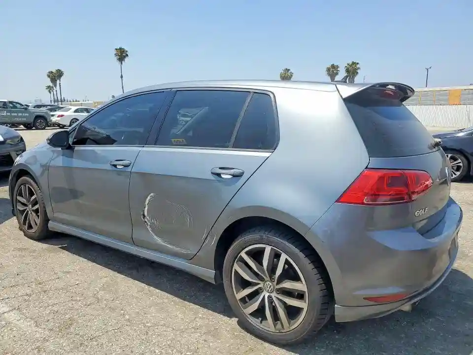 3VW217AUXFM005547 2015 VOLKSWAGEN GOLF-1