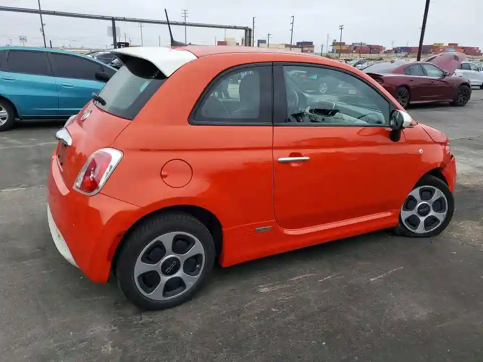 3C3CFFGEXHT600639 2017 FIAT 500-2