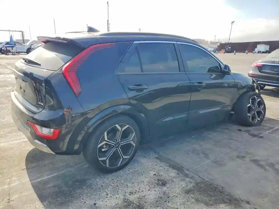 KNDCR3LEXS5239637 2025 KIA NIRO-2