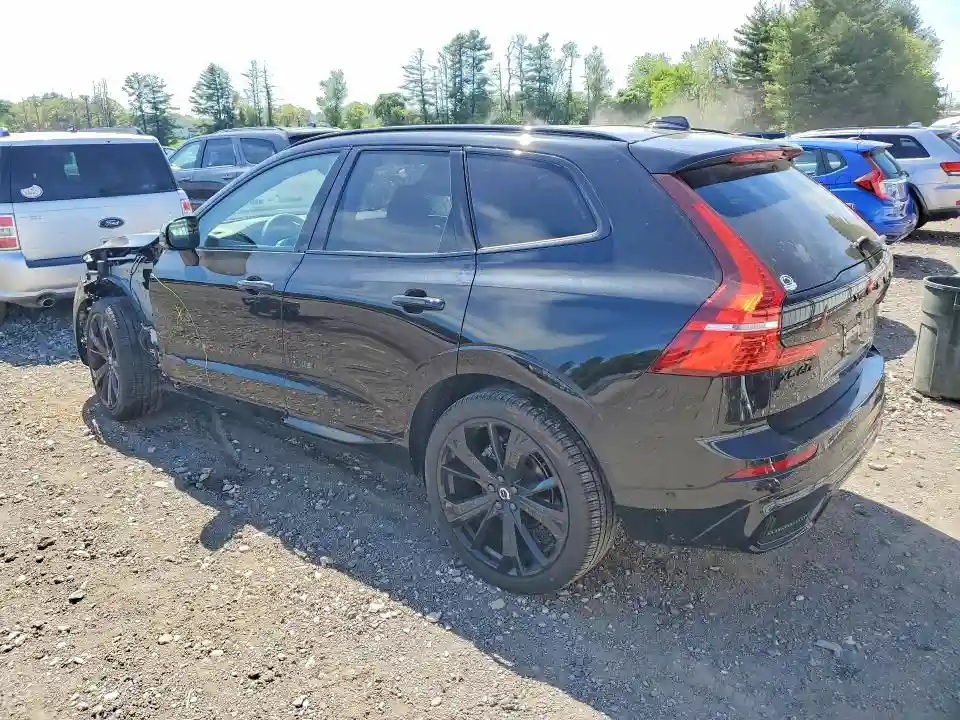 YV4M12RDXS1038023 2025 VOLVO XC60-1