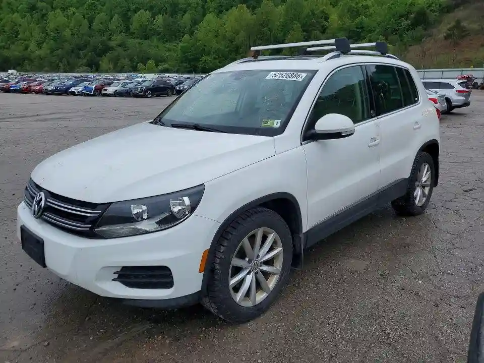 WVGSV7AXXHK020198 2017 VOLKSWAGEN TIGUAN-0