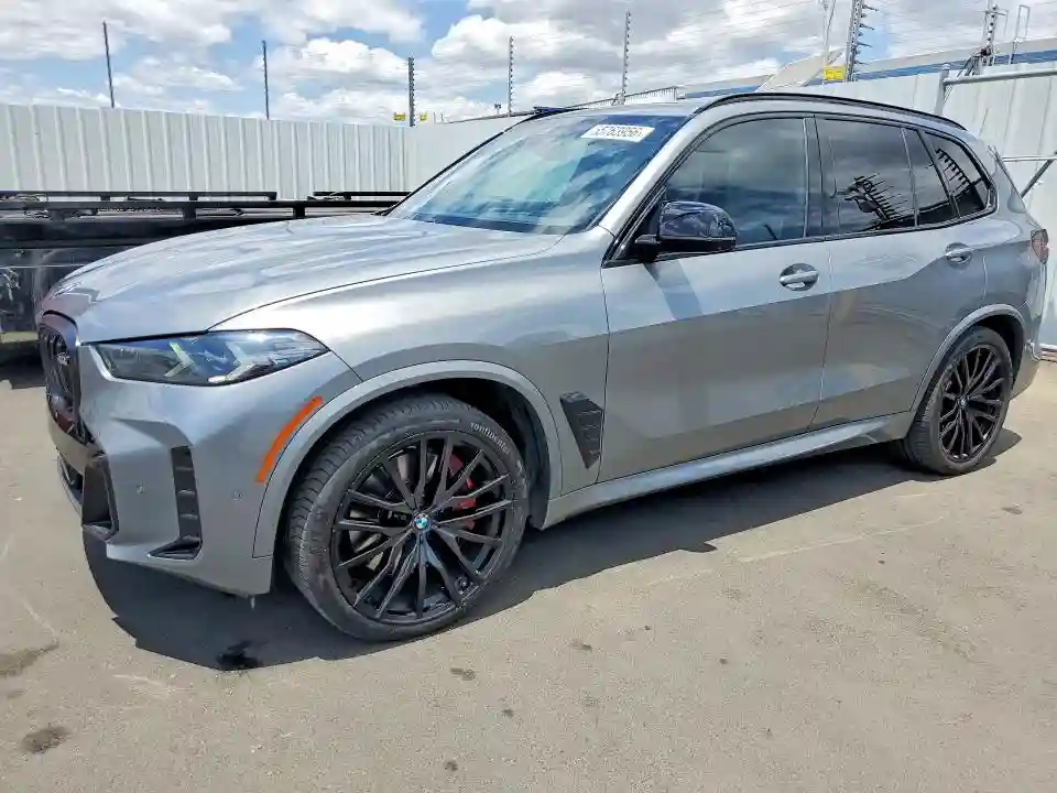 5UX33EU05R9T26024 2024 BMW X5-0