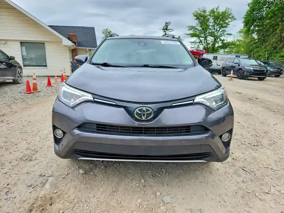 2T3DFREV8HW566651 2017 TOYOTA RAV4-4