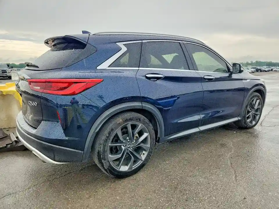 3PCAJ5M10KF145240 2019 INFINITI QX50-2
