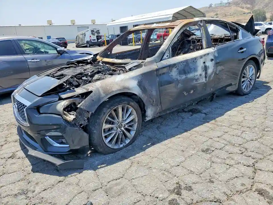 JN1EV7AP5JM590074 2018 INFINITI Q50-0