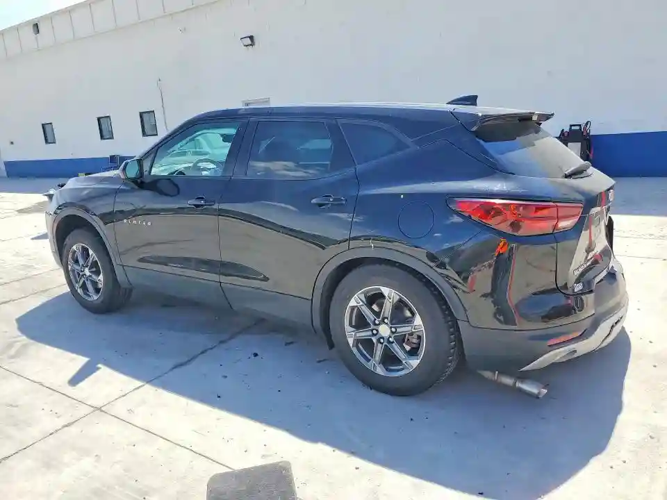 3GNKBHR43PS210139 2023 CHEVROLET BLAZER-1
