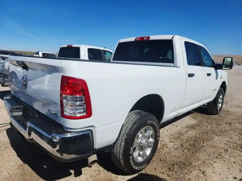 3C6UR5DL0PG537621 2023 RAM 2500-2