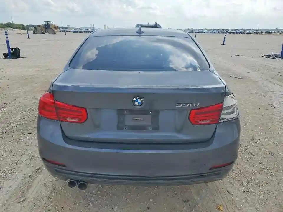 WBA8B9C53HK675850 2017 BMW 3 SERIES-5